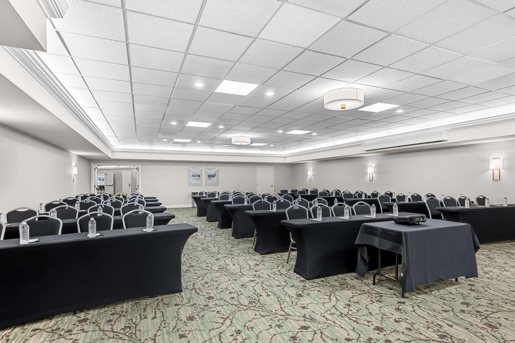Best Western Plus Puyallup Hotel מראה חיצוני תמונה